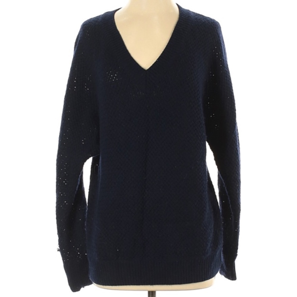 Vince Wool Pullover Sweater. Size S